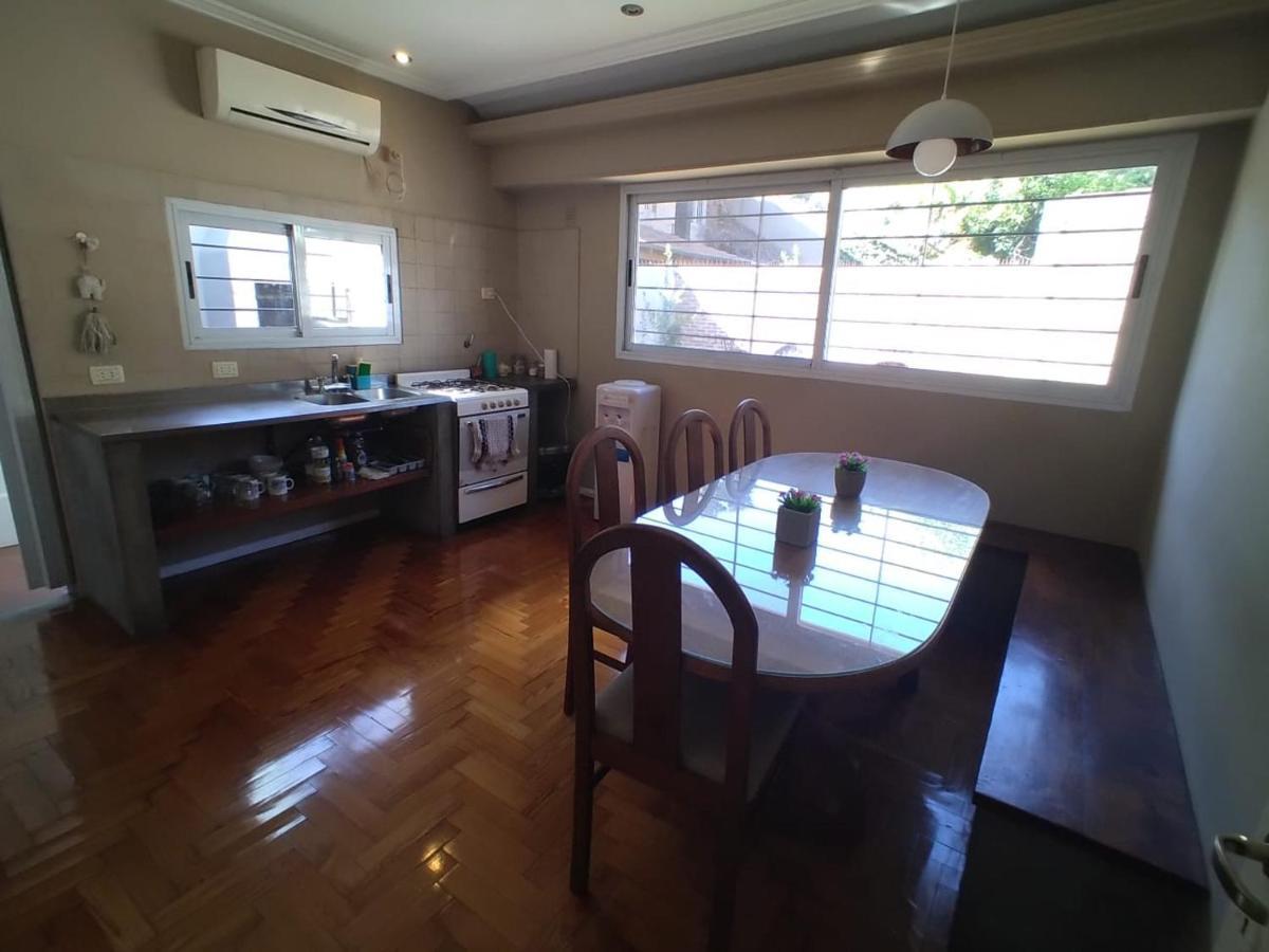 Casa Azcuenaga - Parque - Zona Comercial - Aerop 15 Min Monte Grande